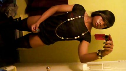Femme grosse et plantureuse se baise dans le cul avec un jouet film xx nik sexuel